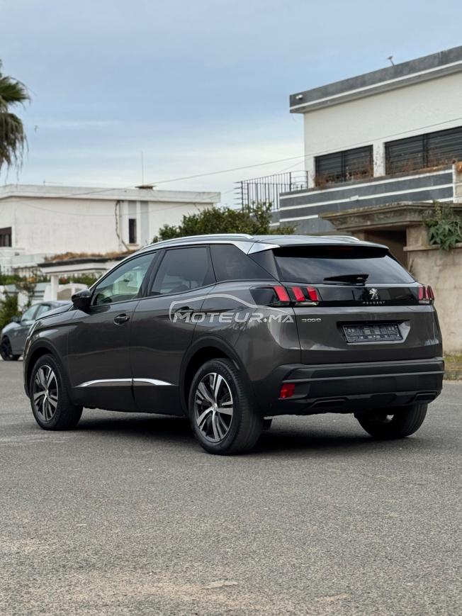 Peugeot 3008 model 2023 1.5 bleuhdi 6cv faible kilométrage