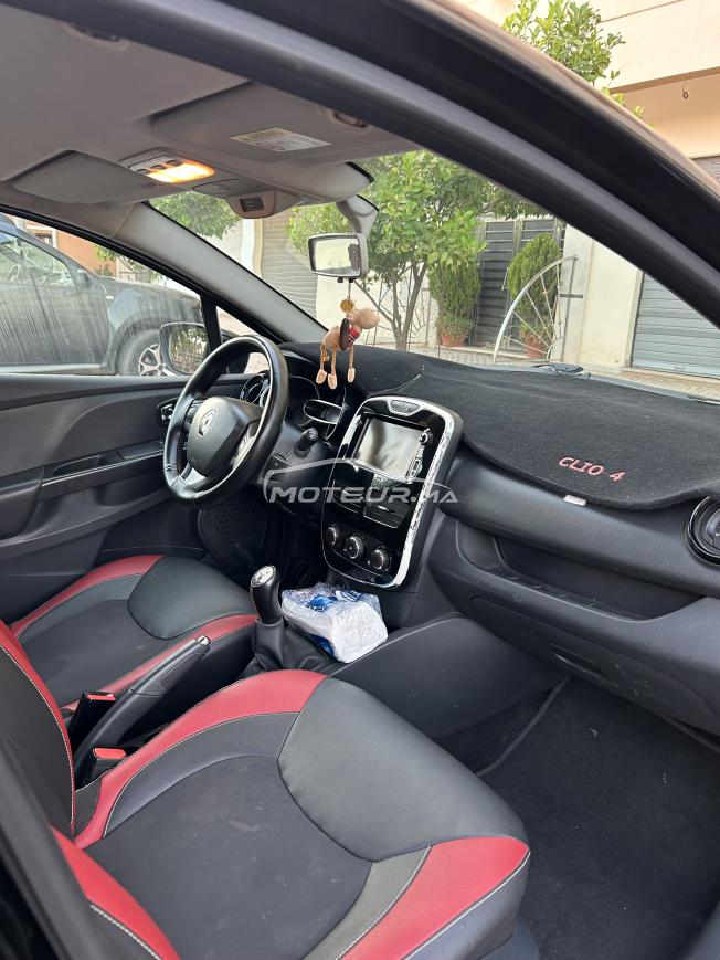 Clio 4 diesel modèle 2014 très bonne qualité