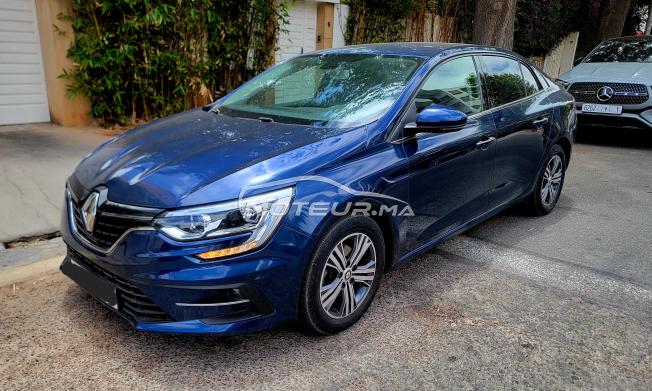 Megane sedan comme neuve