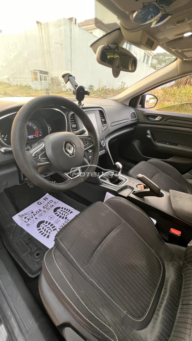 Mégane 4 sedan 2019 automatique très bon état
