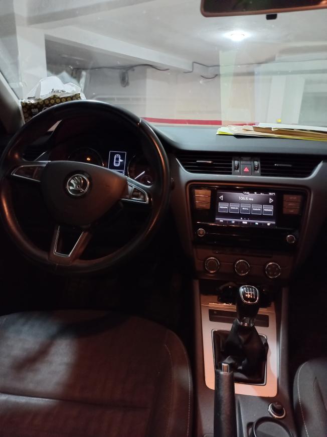 SKODA OCTAVIA 2019 TRES BON ETAT