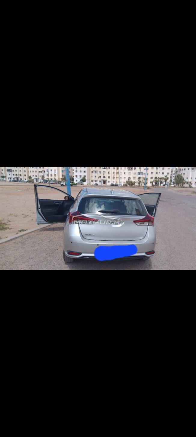 Toyota Auris première main très bien entretenu
