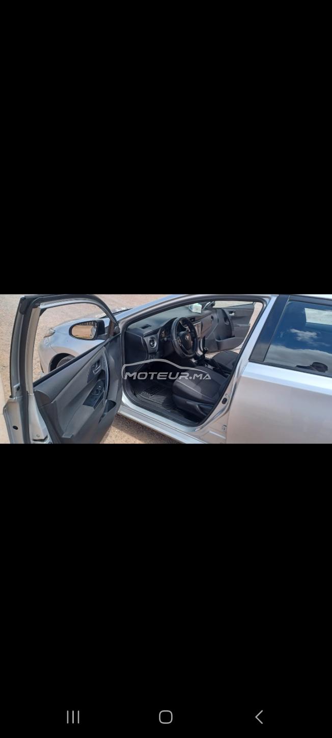 Toyota Auris première main très bien entretenu