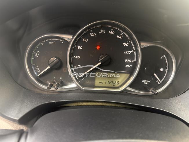 Toyota yaris hybride automatique