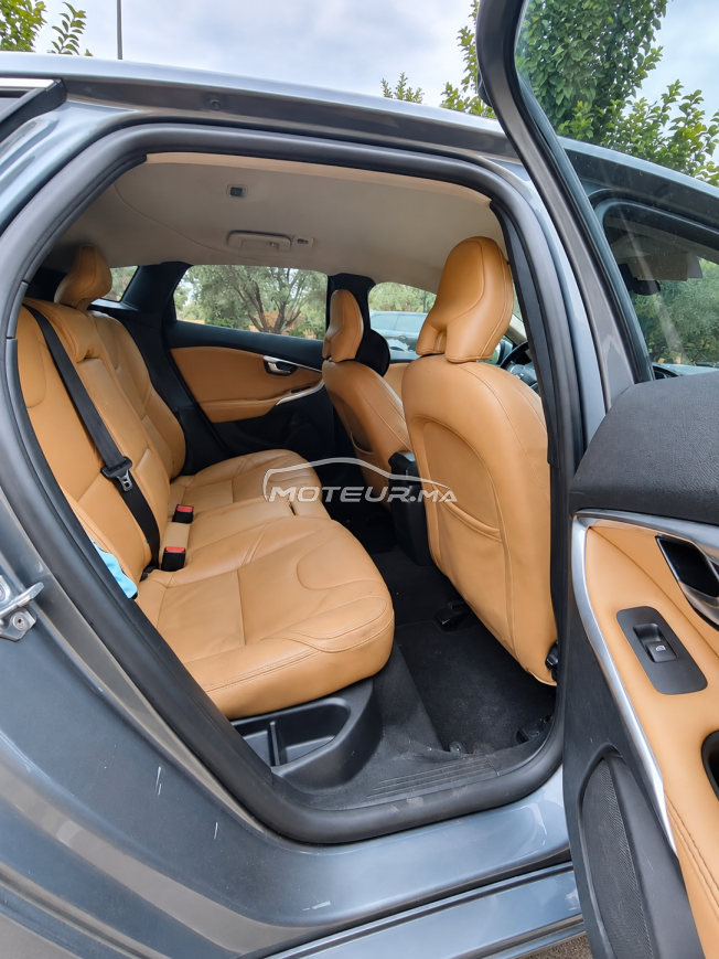 Volvo V40 Diesel Automatique – 2020 – Première main