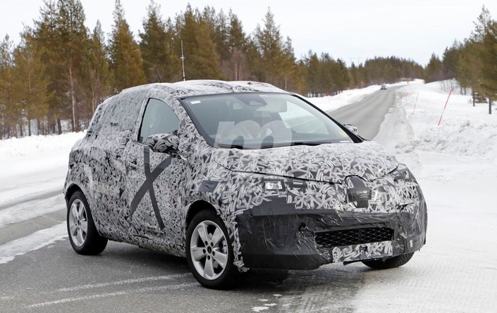 La future Renault Zoe se montre un peu plus