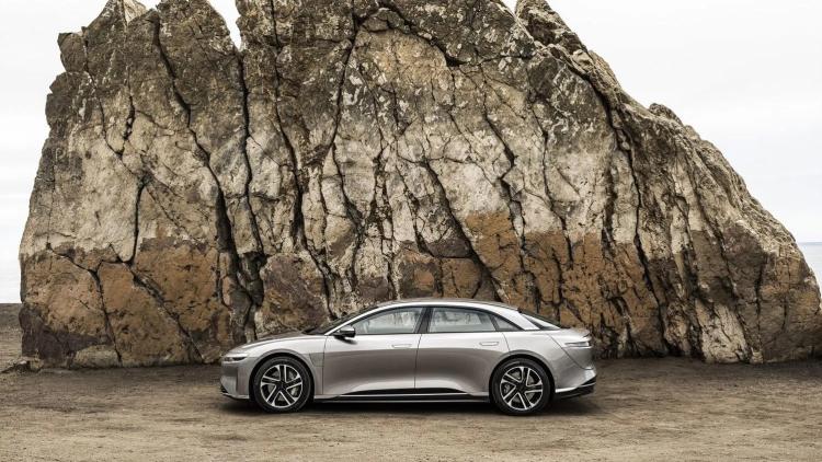 Lucid Air 2026 : la berline électrique américaine mise sur l’autonomie et la performance