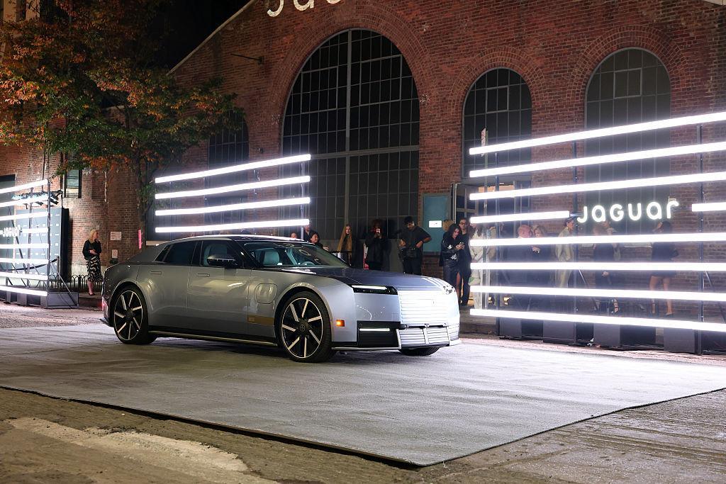 Nouvelle Jaguar Type 01 : 1 030 ch pour une GT électrique de luxe