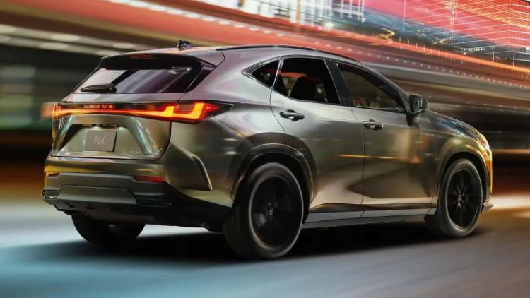 Nouvelle Lexus NX 2026 : plus de 100 km en électrique et recharge rapide DC
