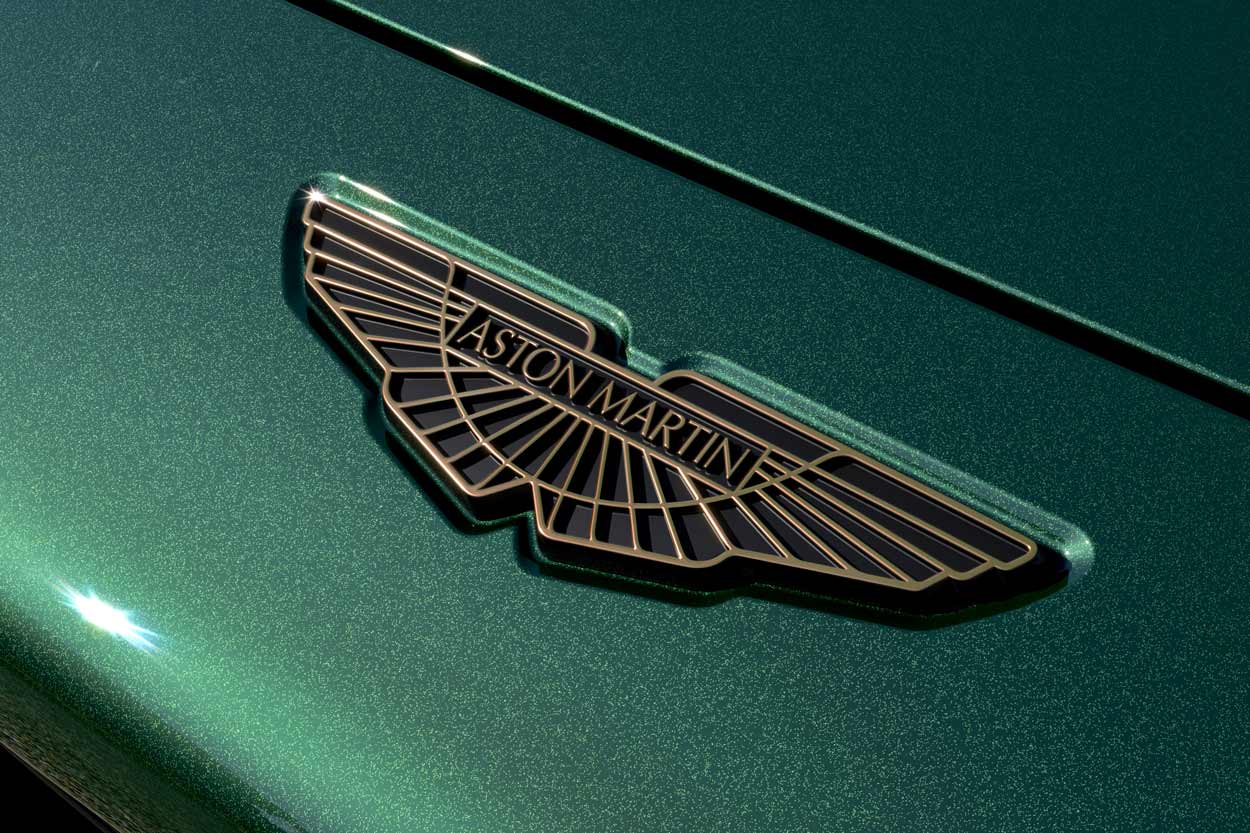 image Aston Martin DBX 