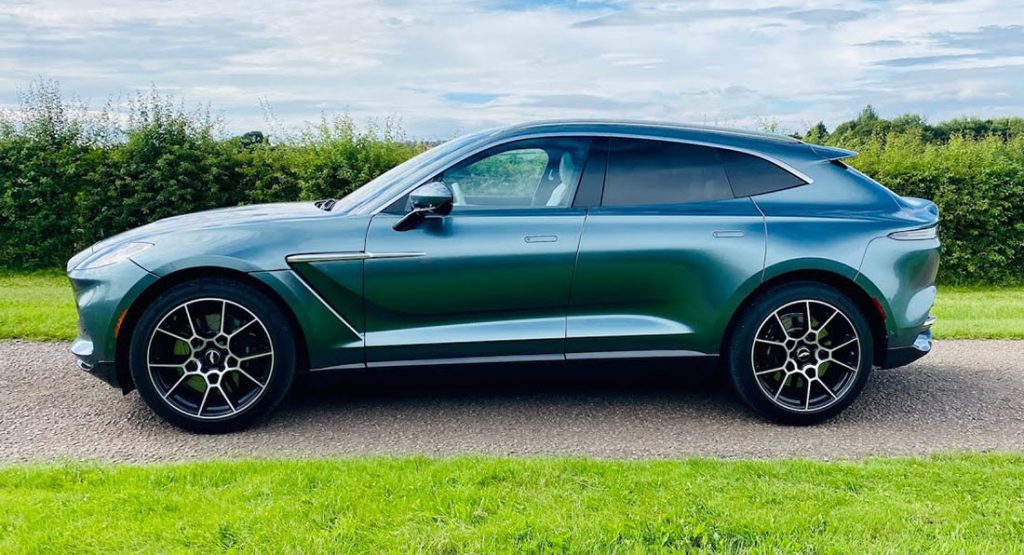 image Aston Martin DBX 