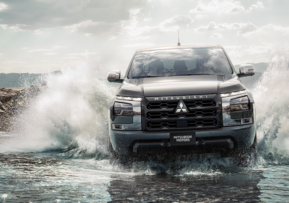 image ميتسوبيشي L200 