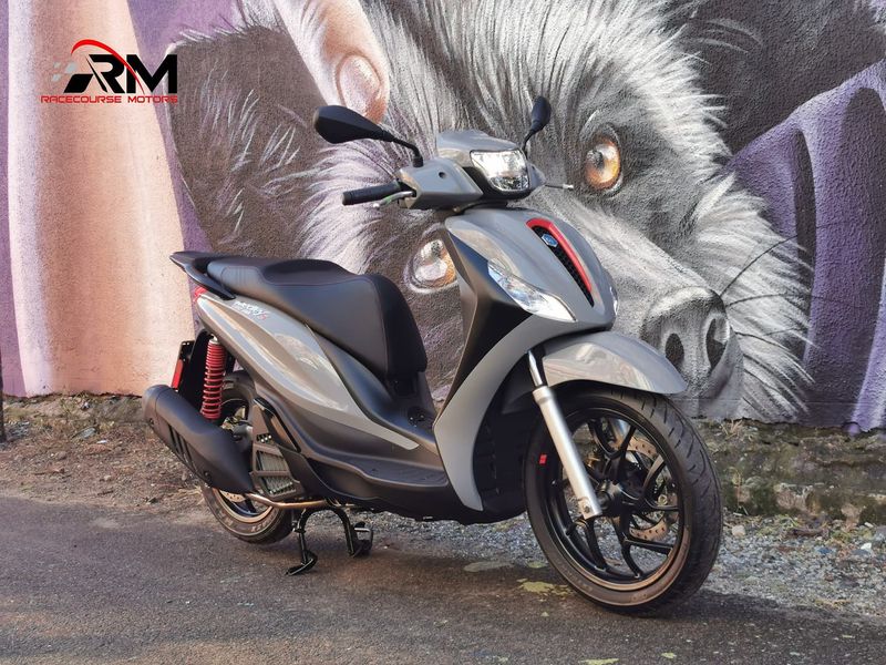 image Piaggio medley 