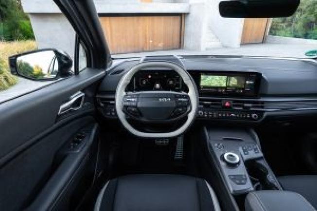 image Kia sportage HEV 