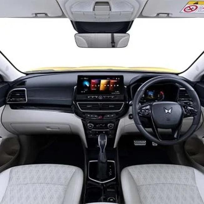 image Mahindra XUV 3XO 
