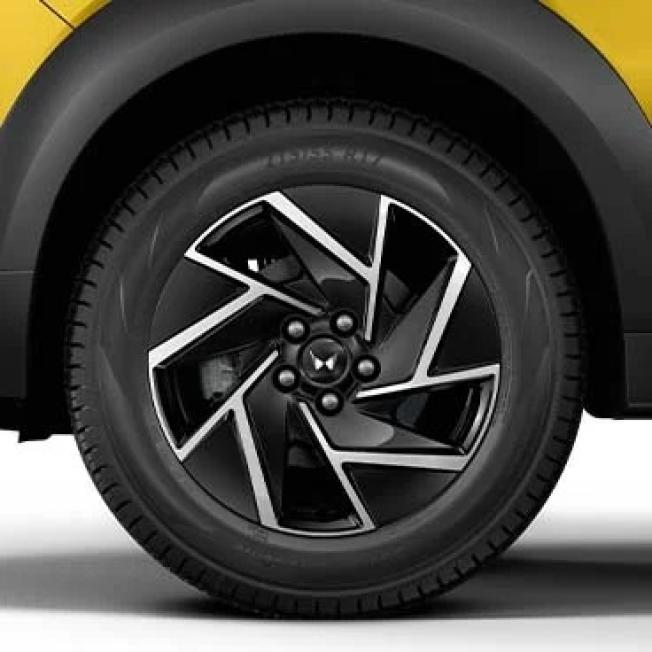 image Mahindra XUV 3XO 